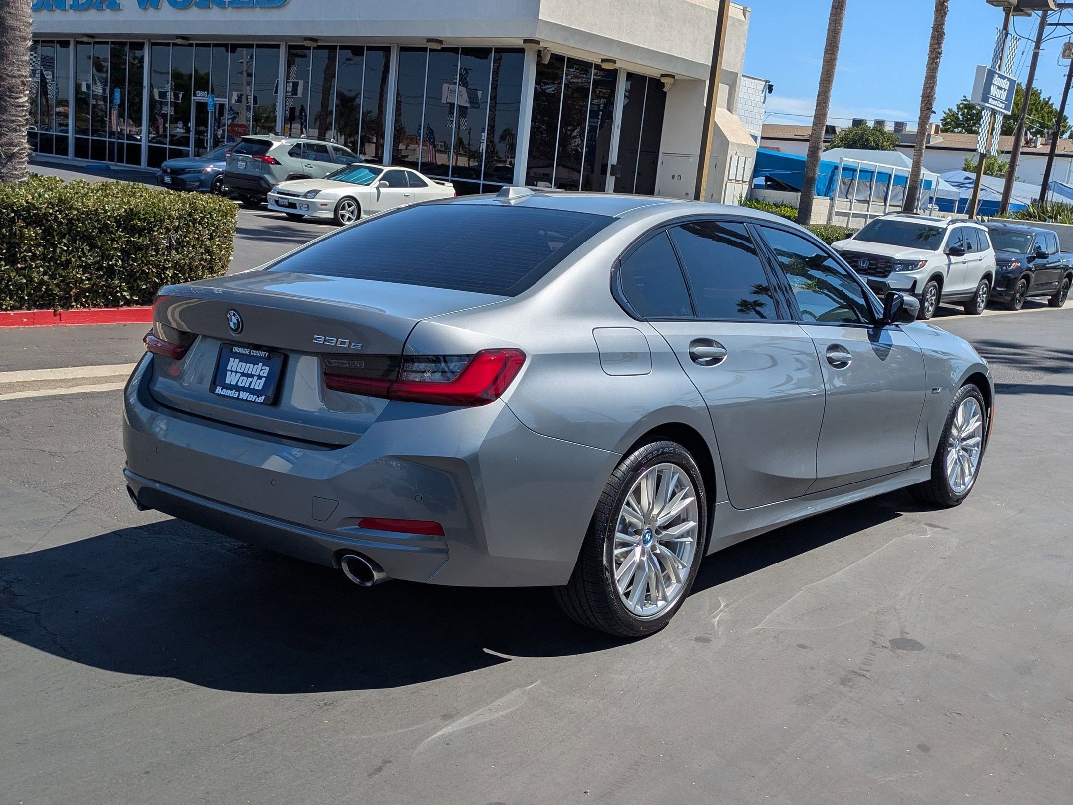 Used 2023 BMW 330e w/ Driving Assistance Package image 20