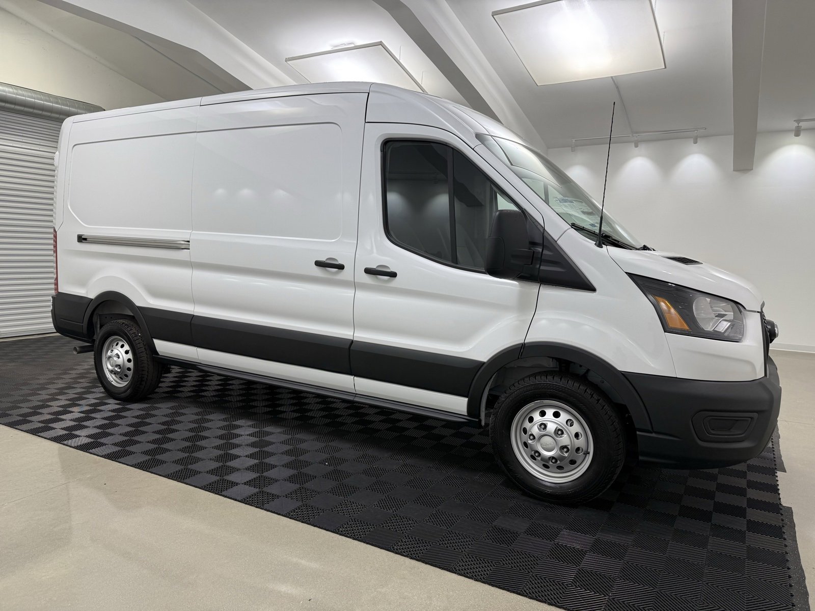 New 2025 Ford Transit 350 148 Medium Roof image 1