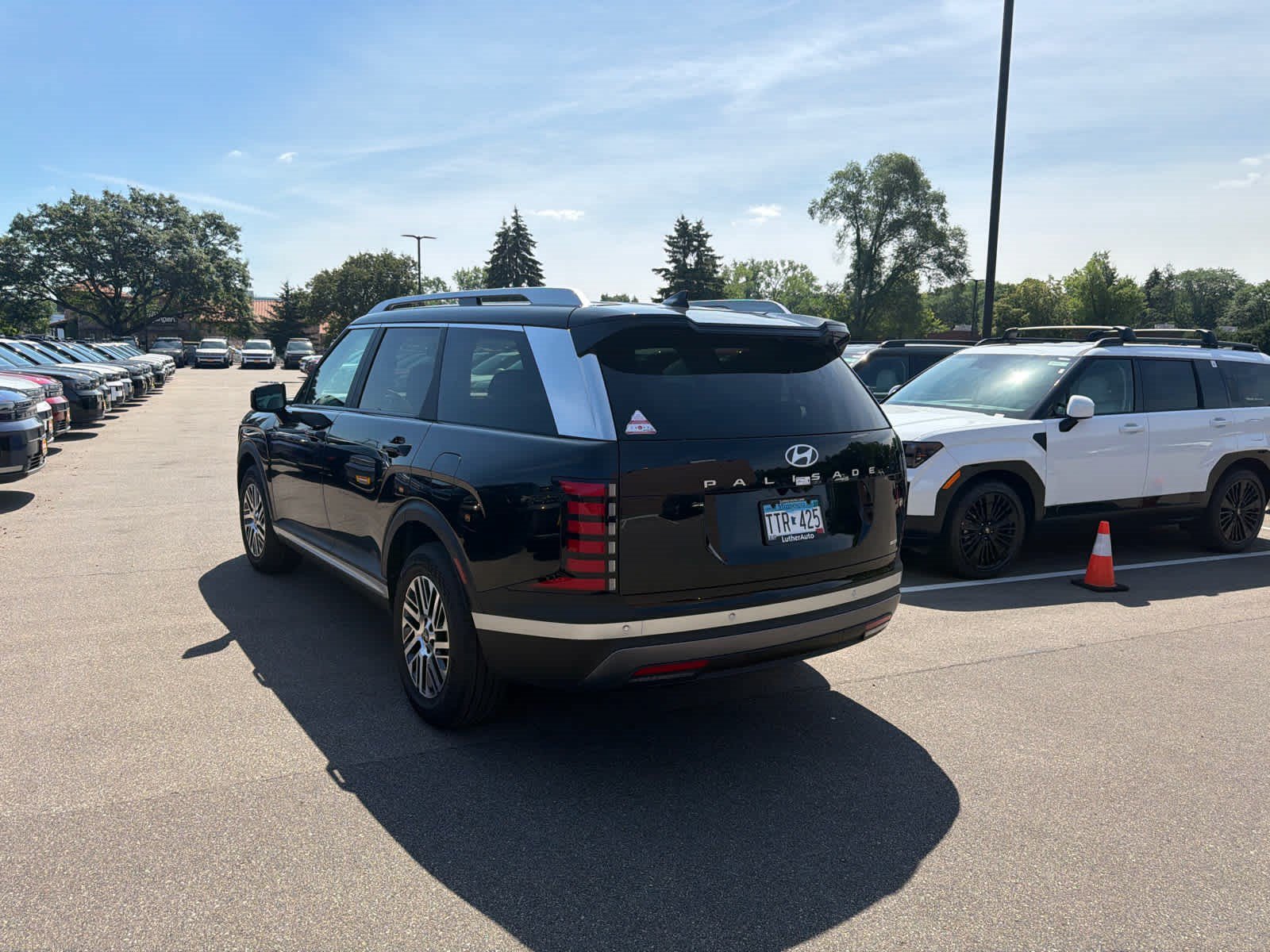 Used 2026 Hyundai Palisade SEL AWD/4WD image 3