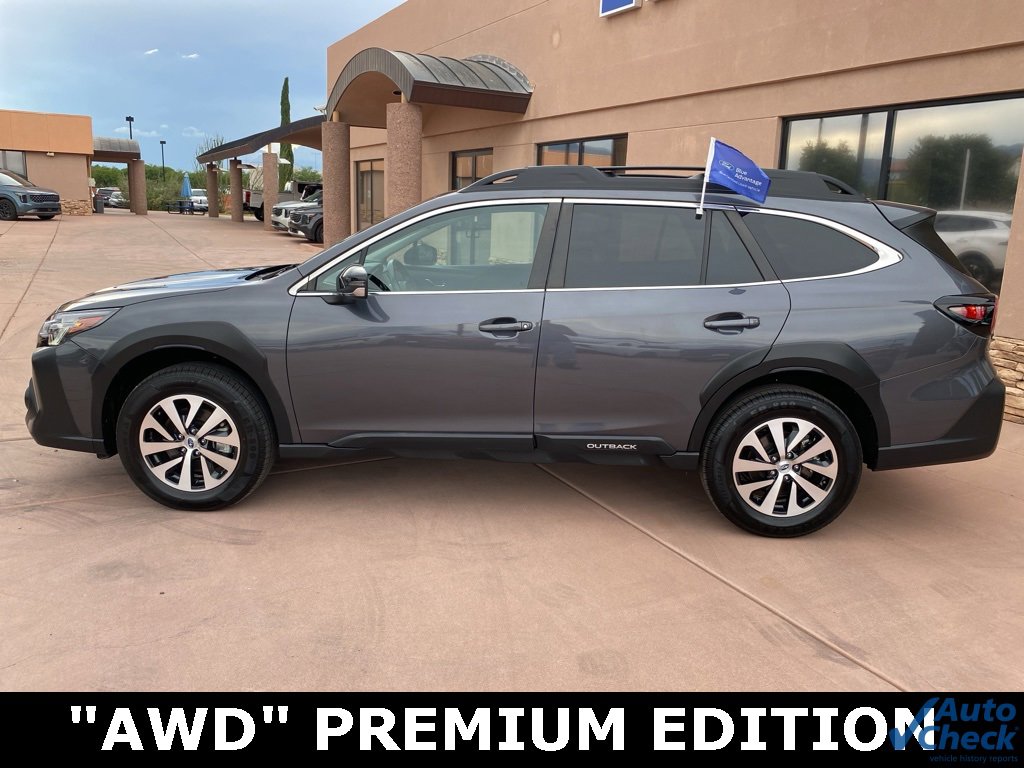 Used 2024 Subaru Outback Premium image 6