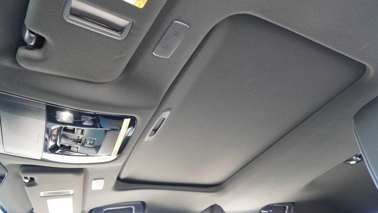 Used 2024 Lexus NX 250 FWD w/ Towing Package (2000 Lbs) image 24