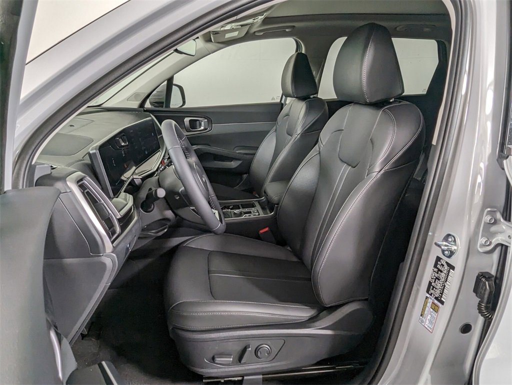 New 2025 Kia Sorento S w/ Panoramic Sunroof Package image 13