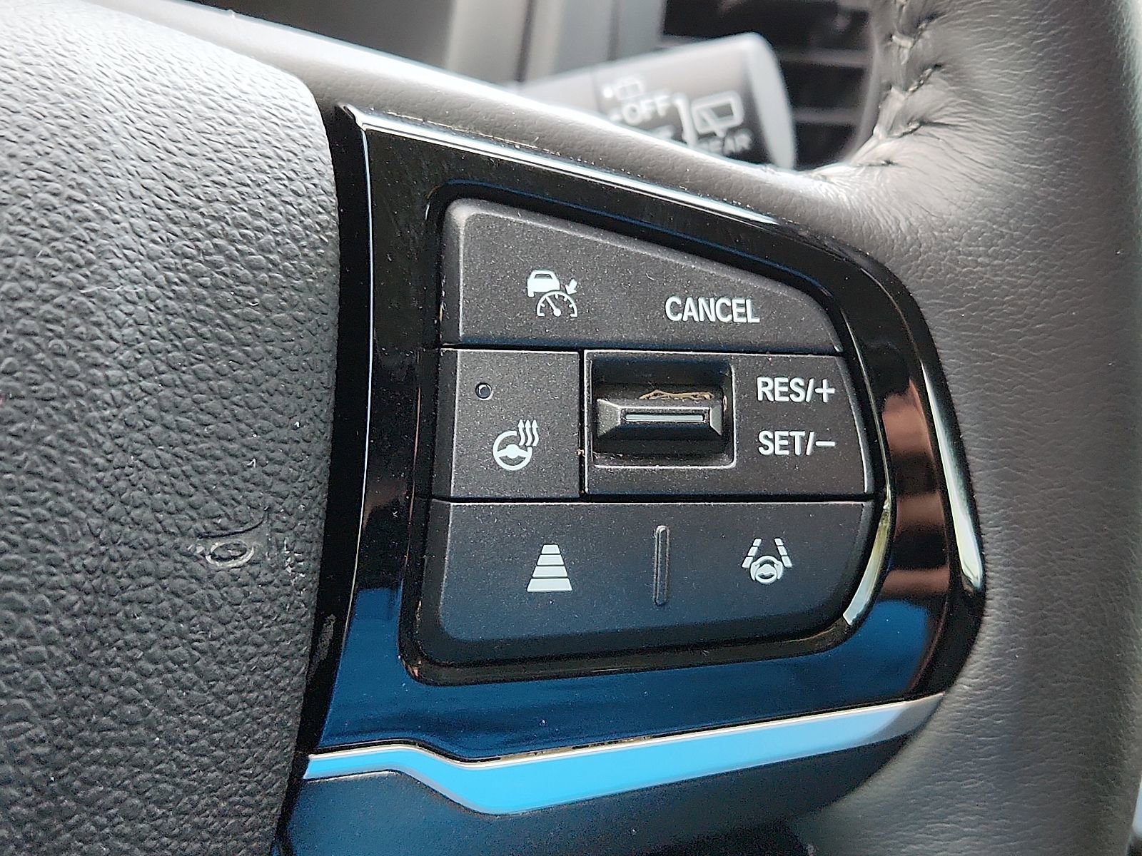 Used 2025 Honda Odyssey Elite image 18