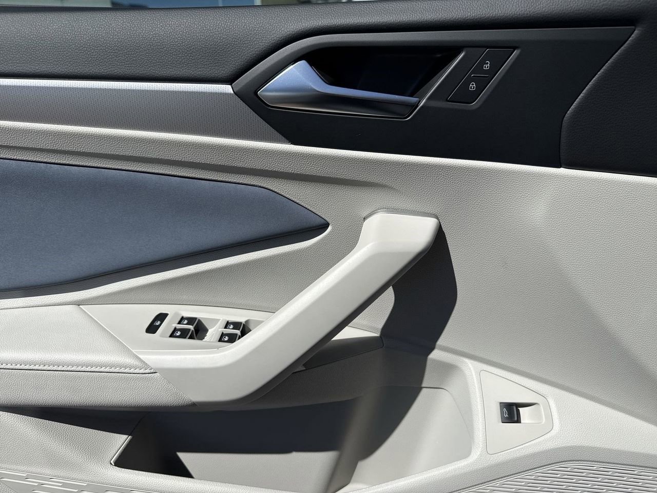 New 2026 Volkswagen Jetta SE image 17