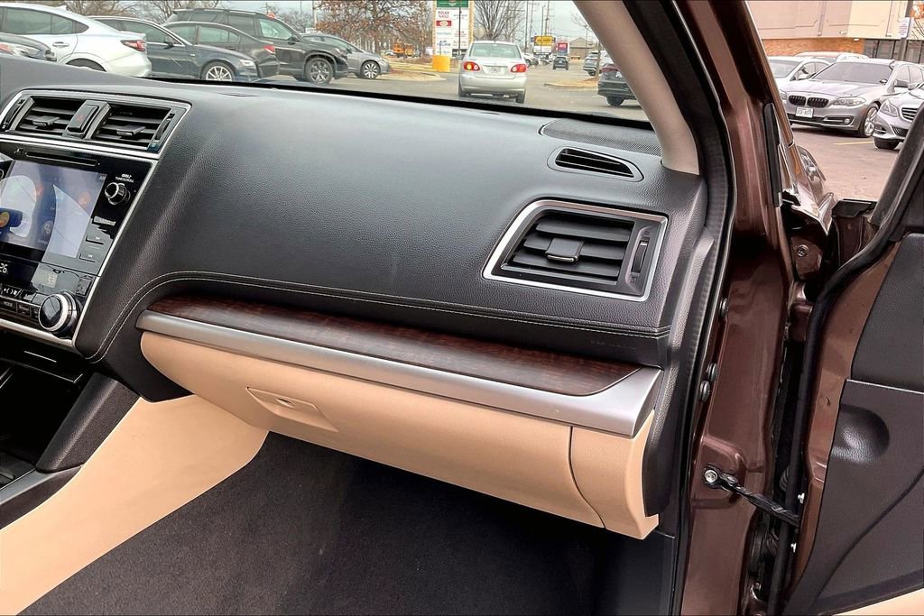 Used 2019 Subaru Outback 2.5i Limited w/ Popular Package #2 image 19