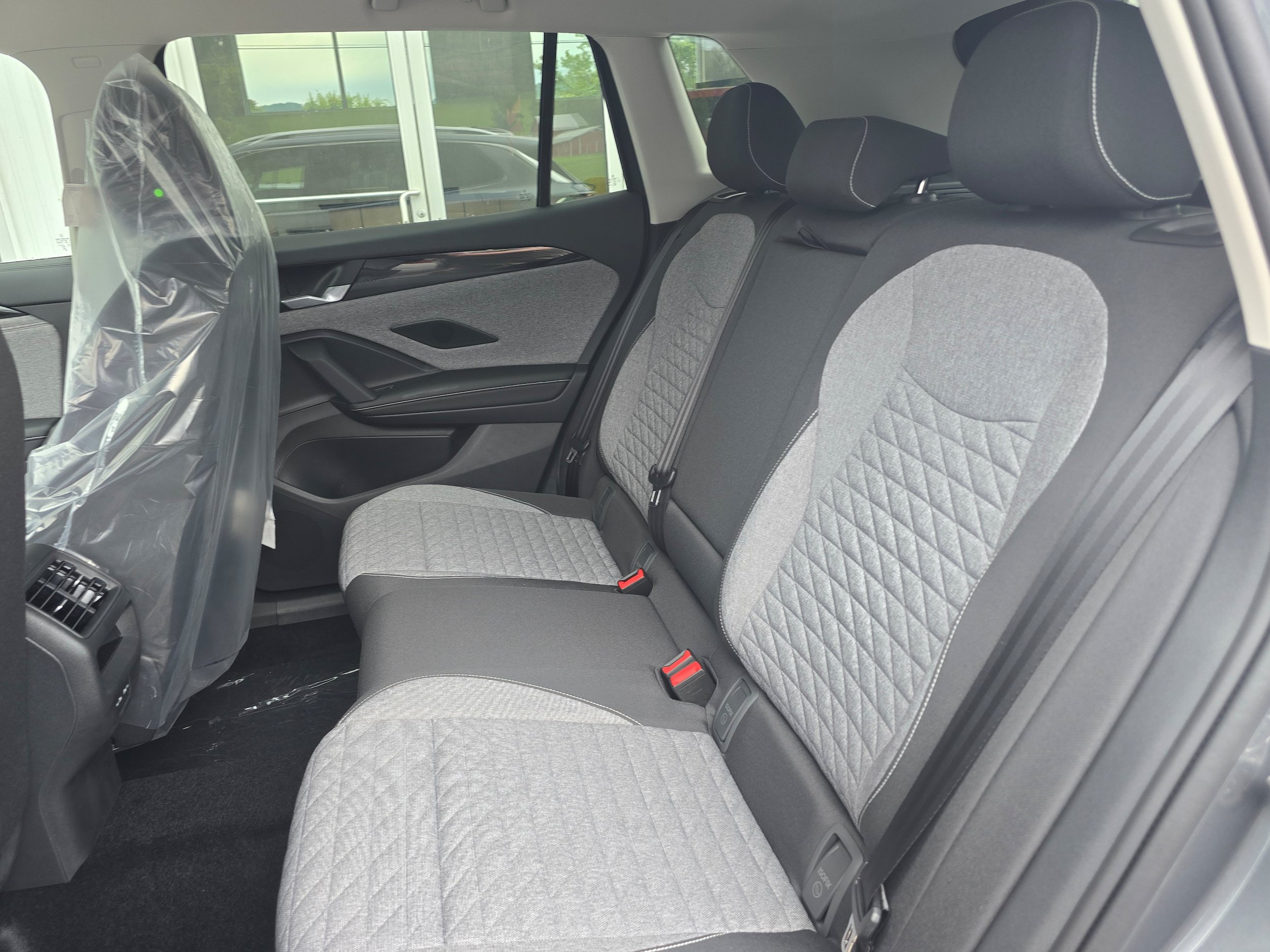 New 2026 Volkswagen Tiguan S AWD/4WD image 10
