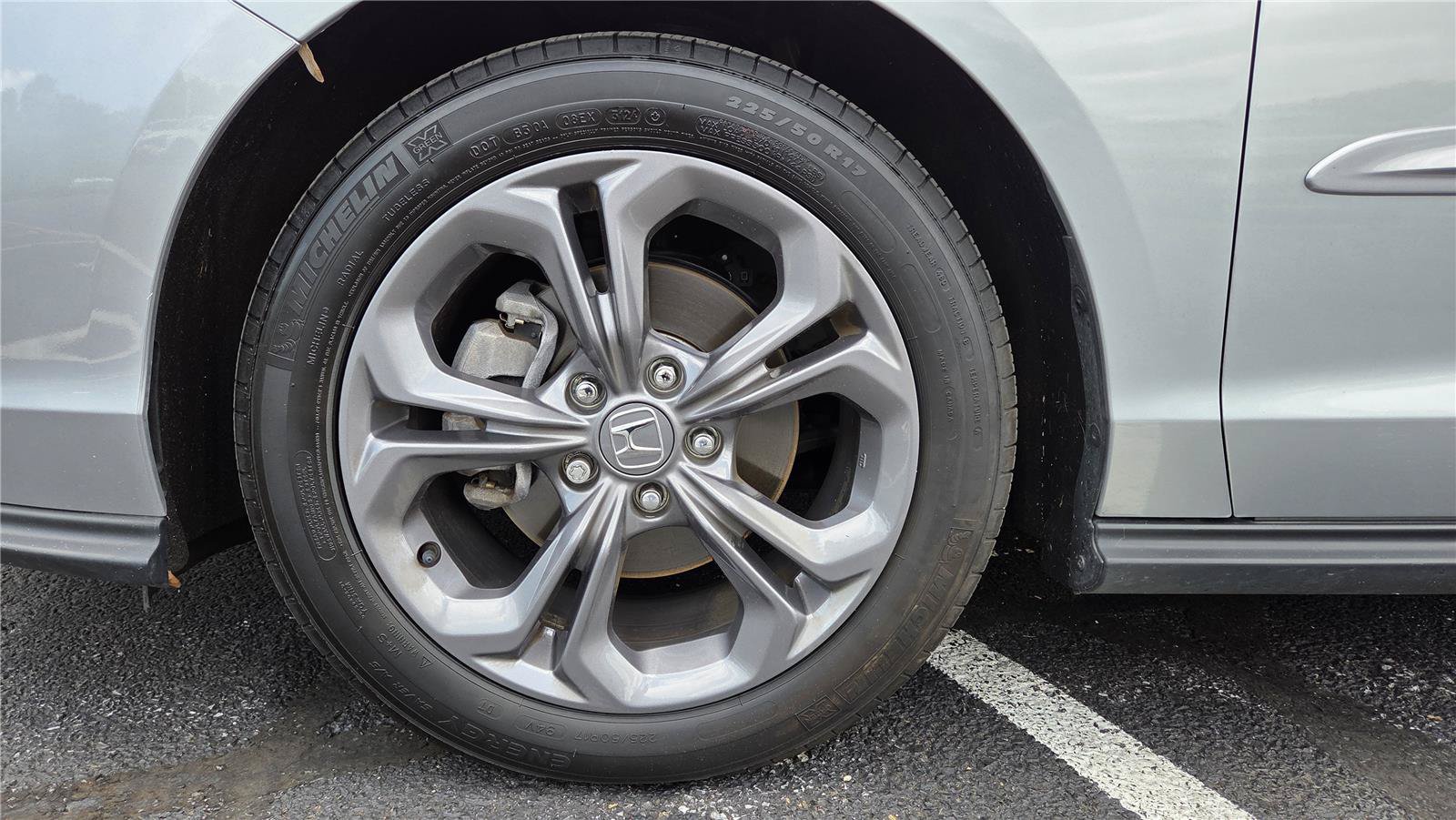 Used 2024 Honda Accord EX image 11