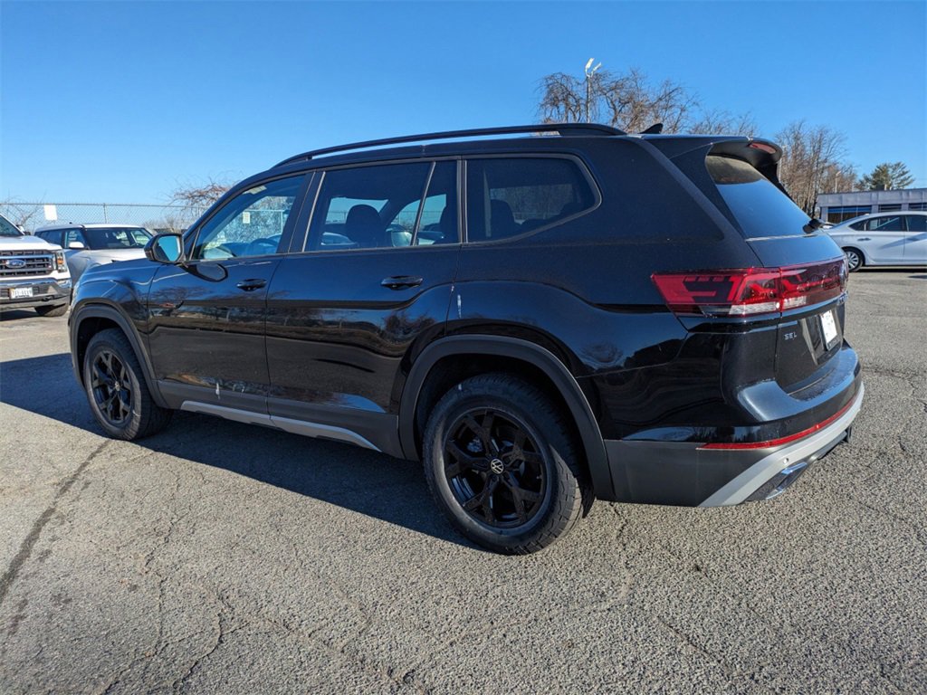 New 2024 Volkswagen Atlas Peak Edition SEL image 6