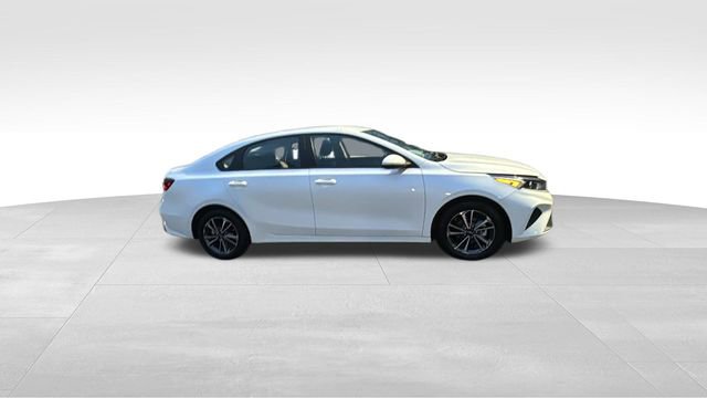 Used 2024 Kia Forte LXS image 31