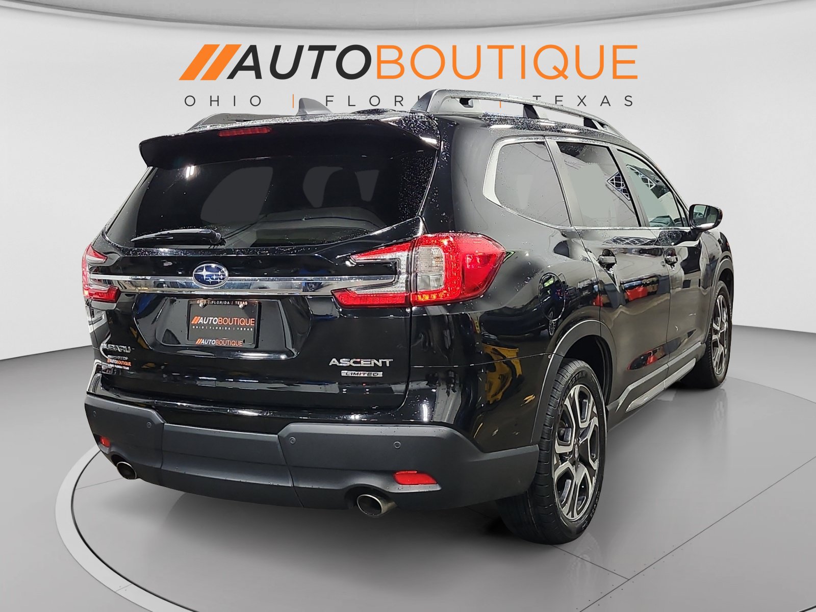 Used 2024 Subaru Ascent Limited AWD/4WD image 5