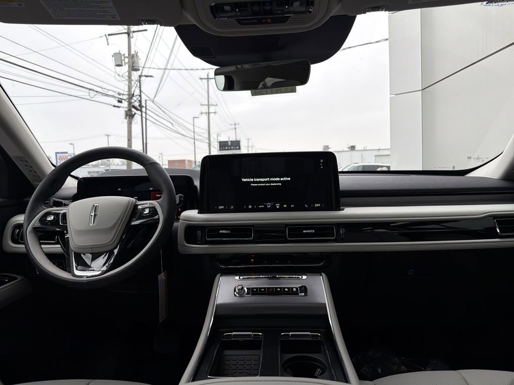 New 2026 Lincoln Aviator Premiere image 10