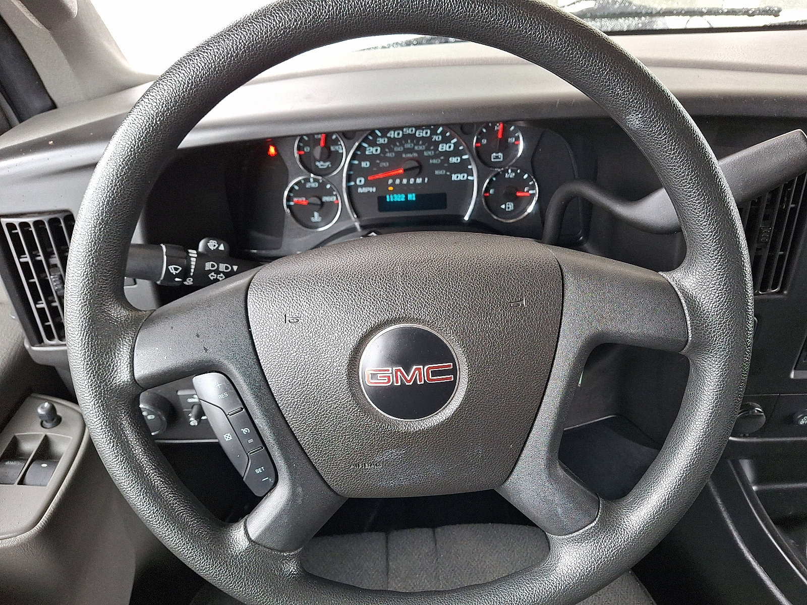 Used 2023 GMC Savana 2500 w/ Driver Convenience Package image 18