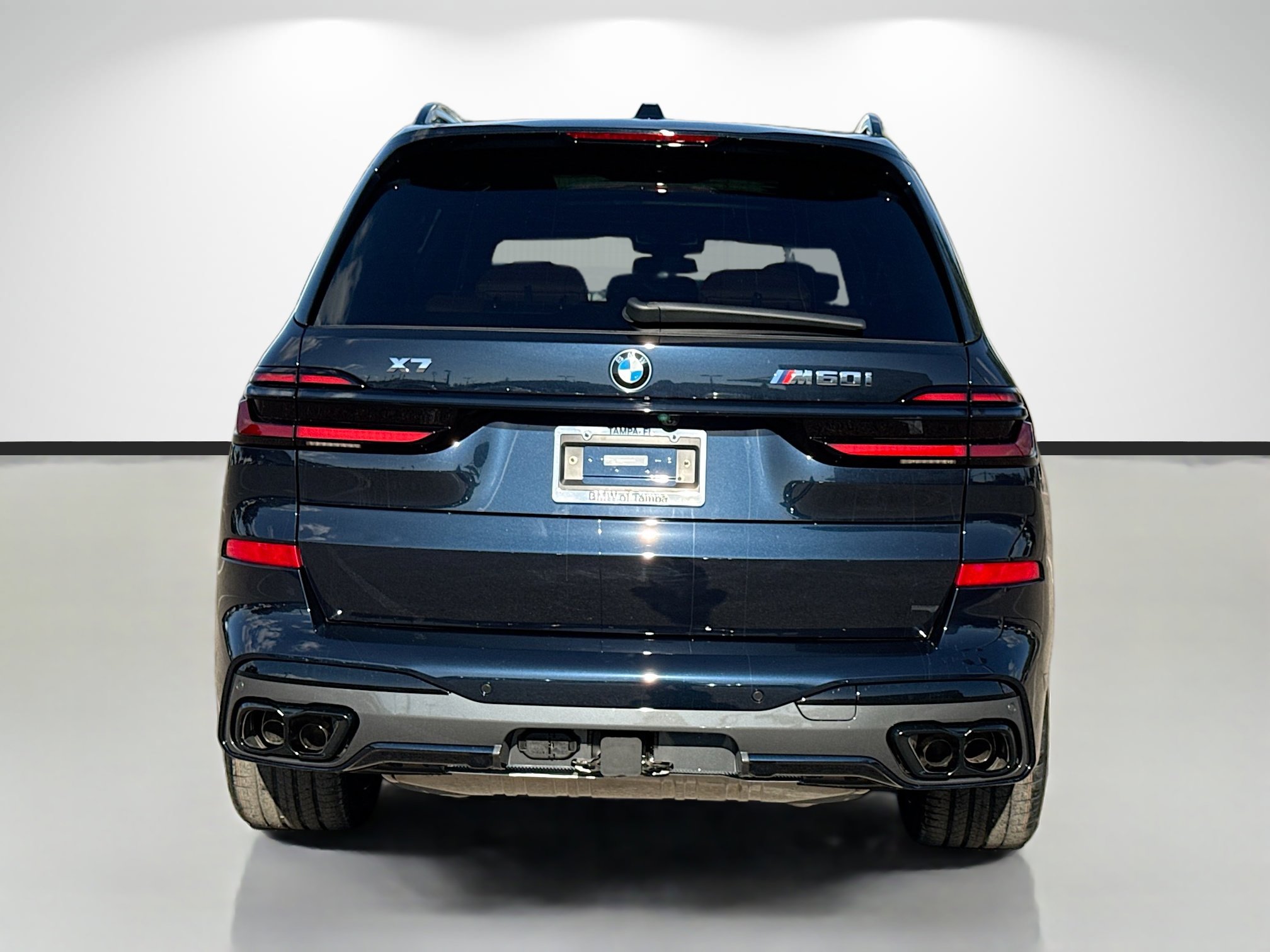 New 2026 BMW X7 M60i image 4