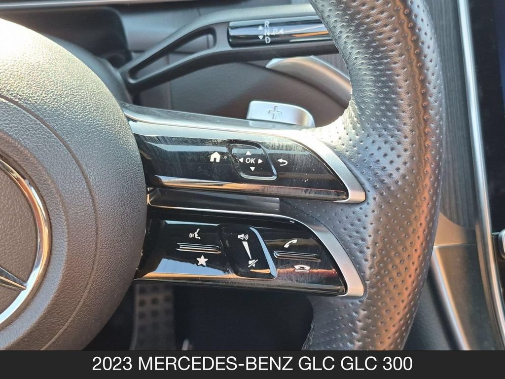 Used 2023 Mercedes-Benz GLC 300 image 18
