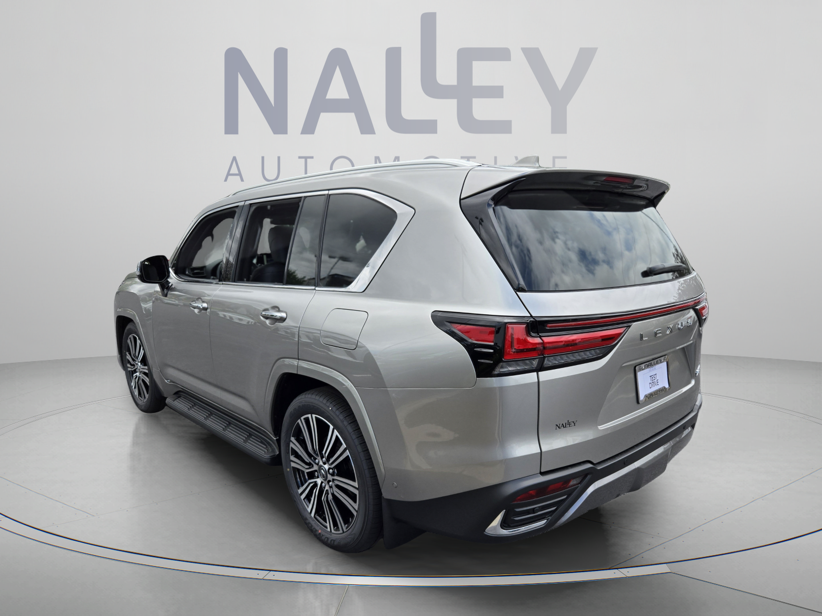 New 2026 Lexus LX 700h Luxury AWD/4WD image 3