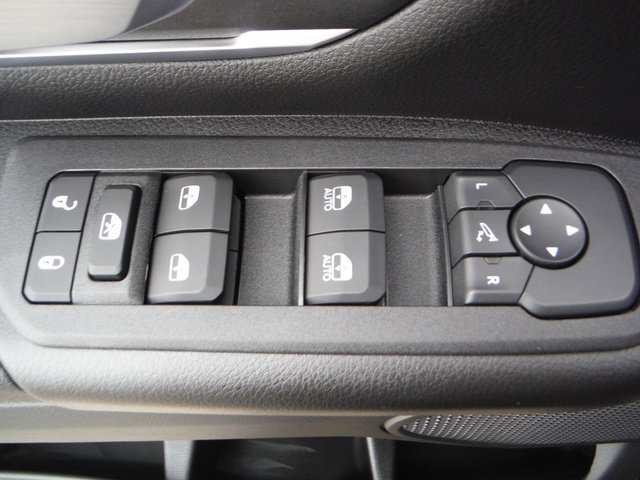 New 2027 RAM 1500 4x4 Crew Cab image 22