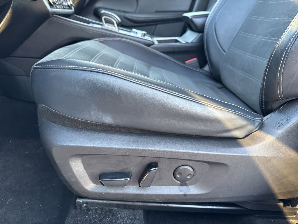 Used 2024 Mitsubishi Outlander SE image 18