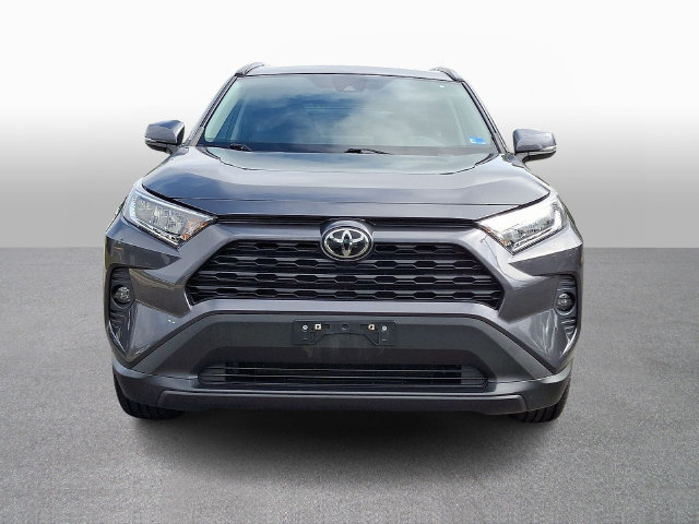Used 2021 Toyota RAV4 XLE w/ Convenience Package AWD/4WD image 2