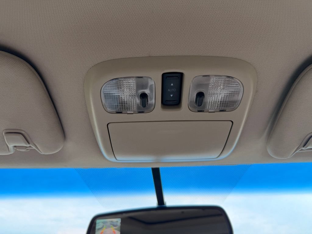 Used 2010 Ford Fusion SEL FWD image 23