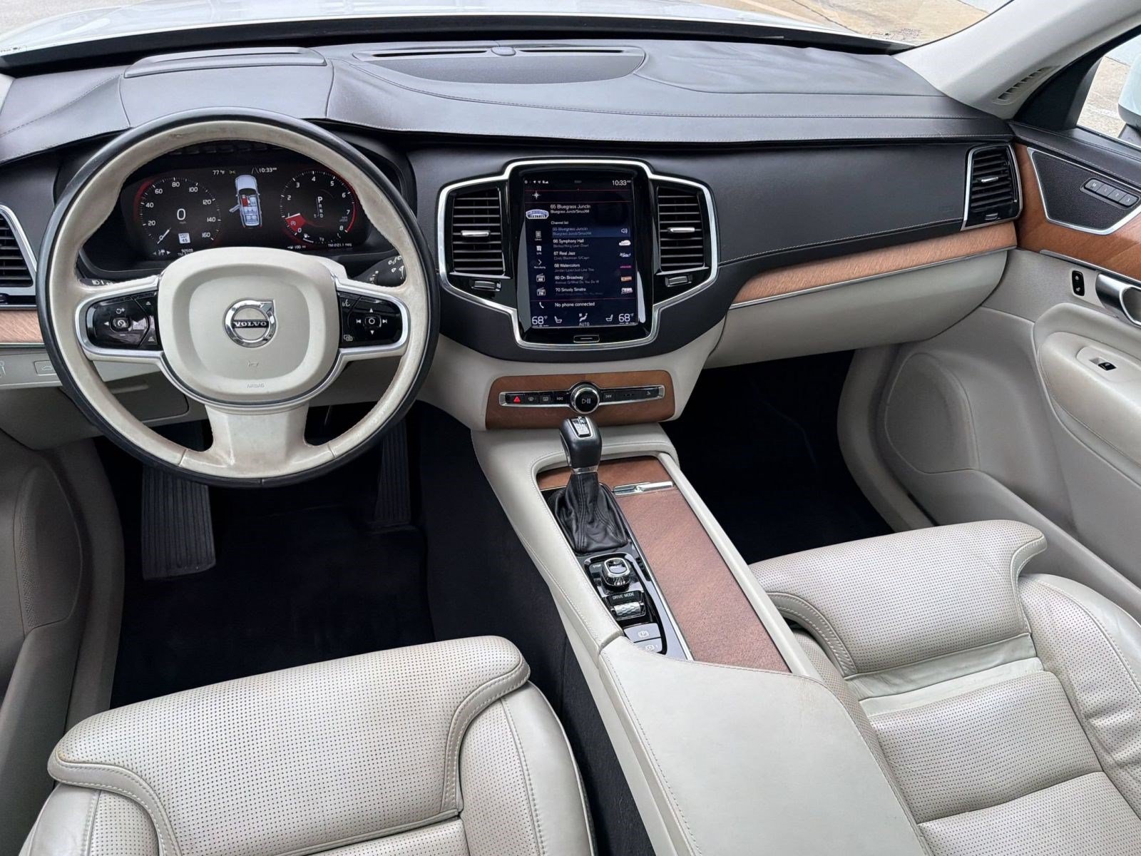 Used 2017 Volvo XC90 T6 Inscription w/ Convenience Package AWD/4WD image 25