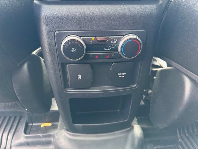 Used 2021 Ford Explorer Limited w/ Equipment Group 301A AWD/4WD image 19
