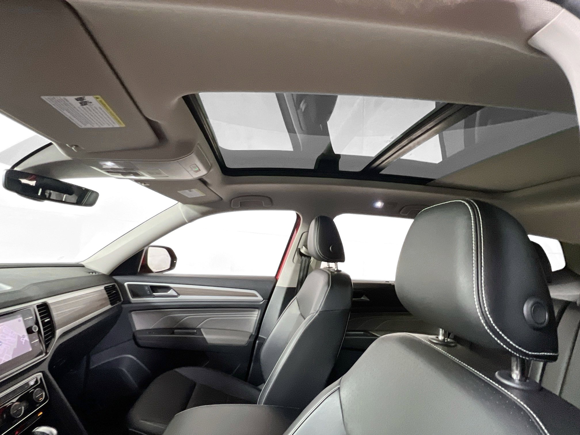 Used 2023 Volkswagen Atlas SEL image 22