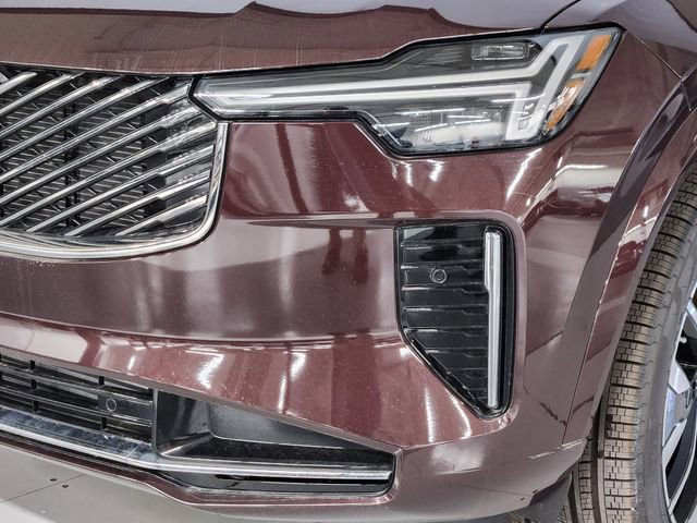 New 2025 Volvo XC90 T8 Core image 12