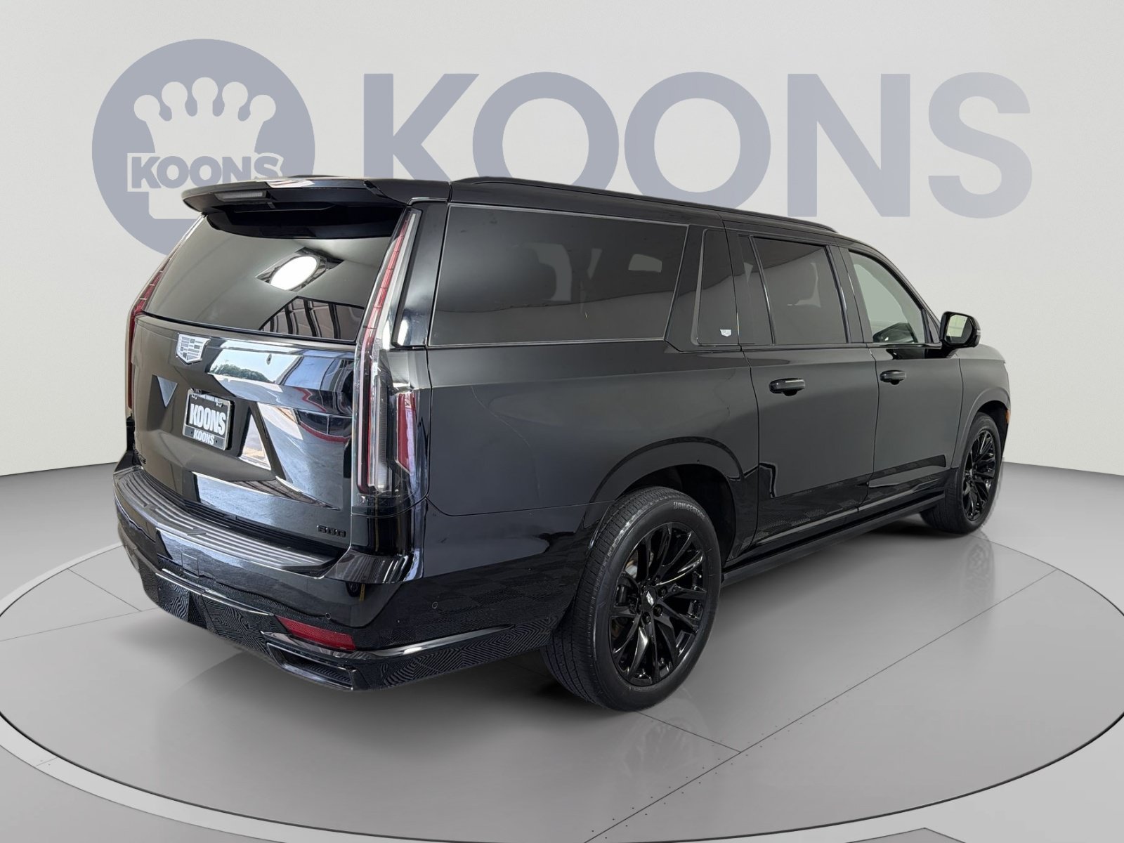 Used 2022 Cadillac Escalade ESV Sport Platinum w/ LPO, ONYX Package AWD/4WD image 7