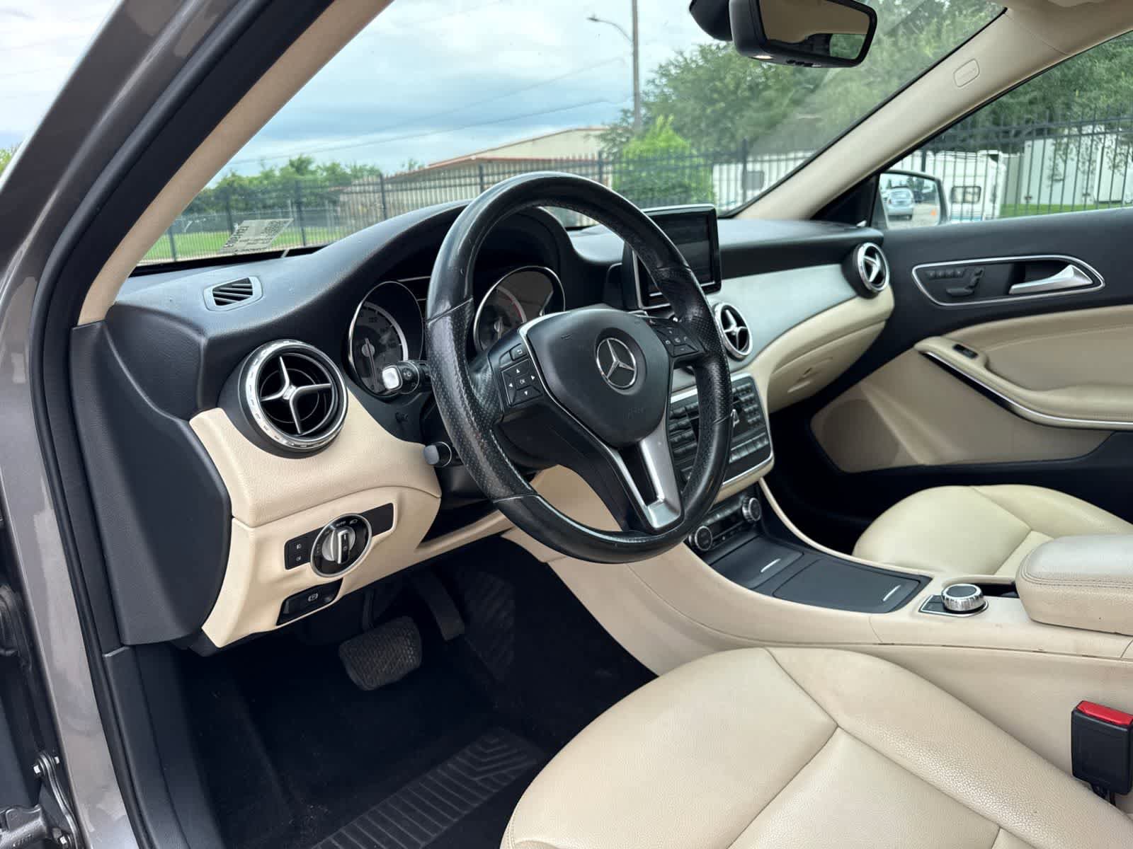 Used 2015 Mercedes-Benz GLA 250 4MATIC image 15