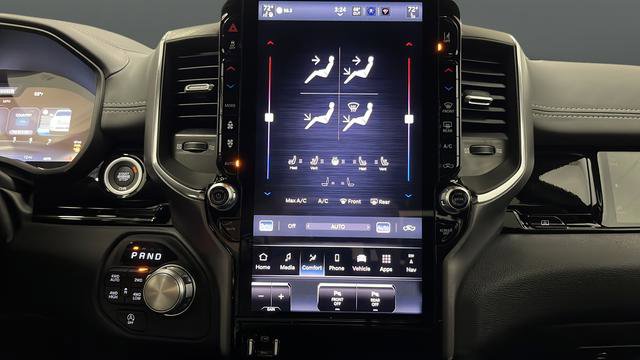 New 2026 RAM 1500 Laramie AWD/4WD image 18