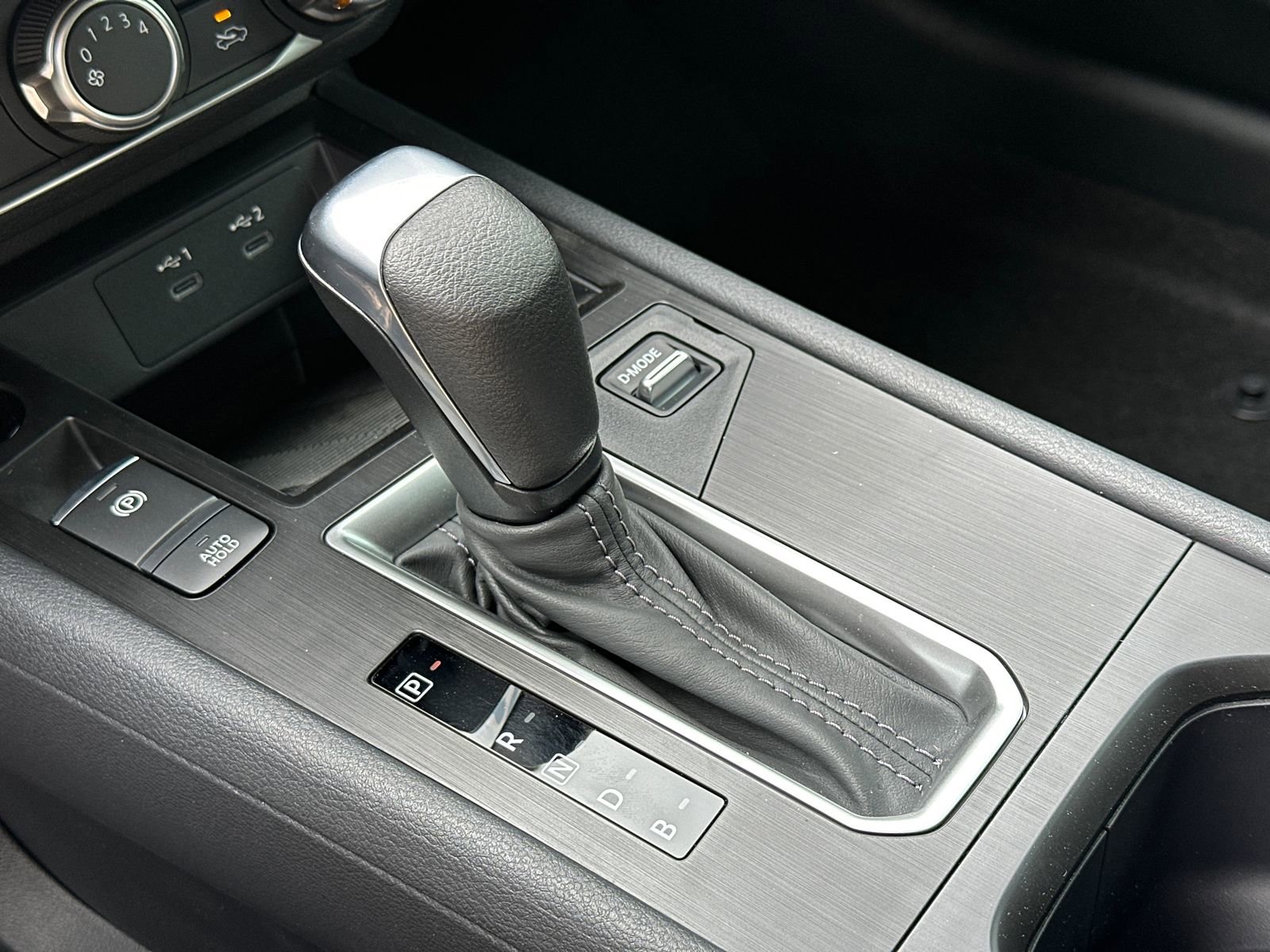 New 2026 Nissan Kicks S image 29