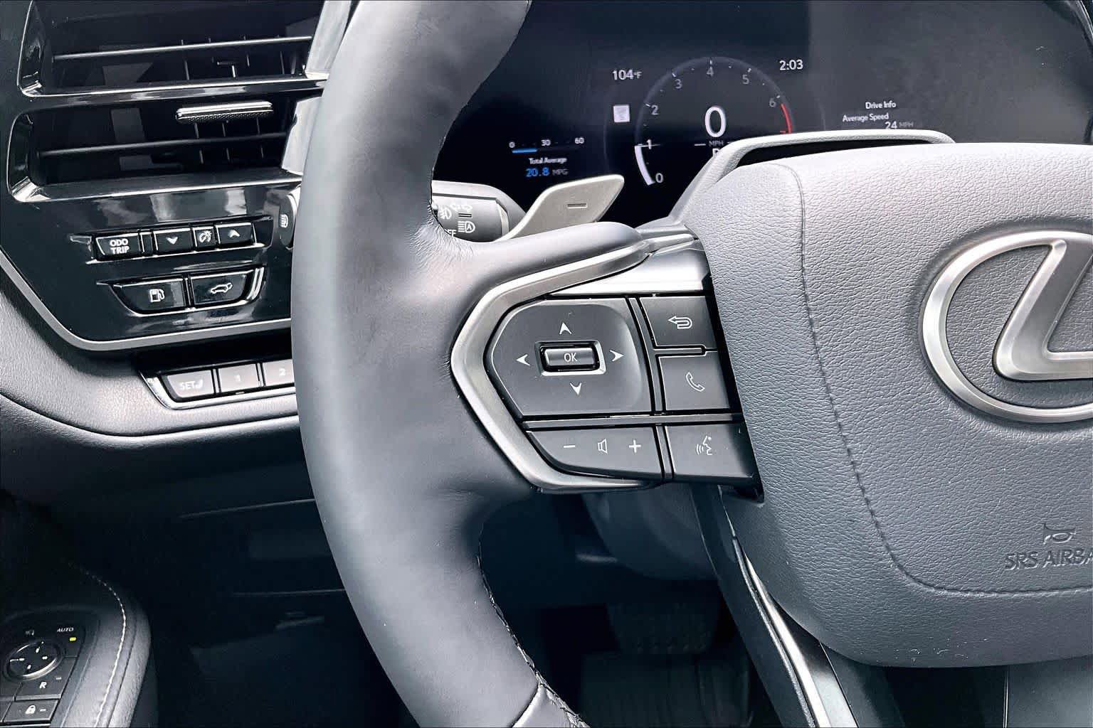Used 2025 Lexus TX 350 AWD w/ Technology Package image 21