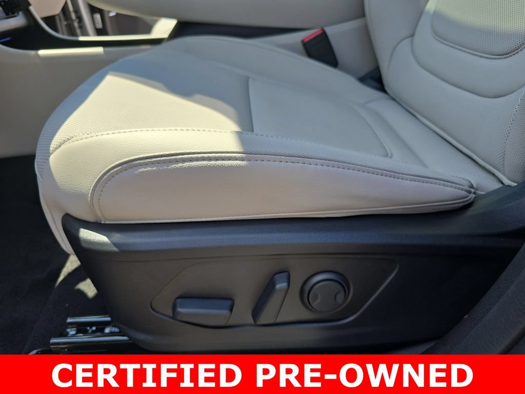 Used 2025 Hyundai Tucson Limited FWD image 37