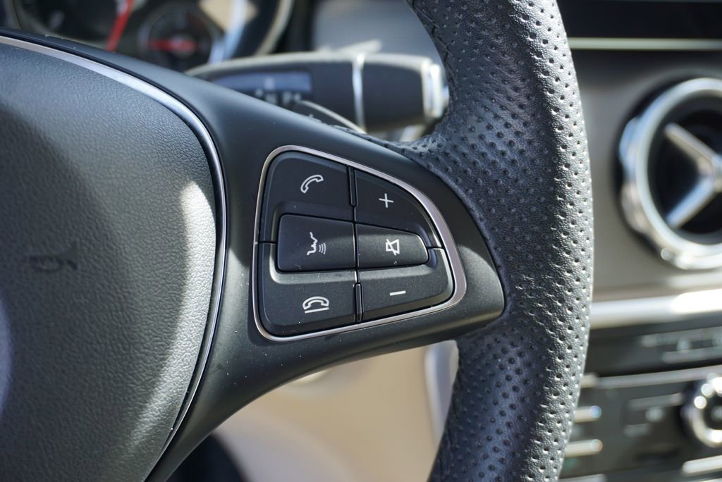 Used 2019 Mercedes-Benz GLA 250 4MATIC image 15