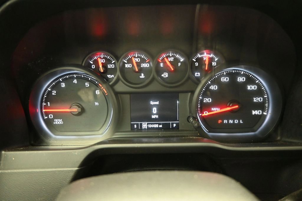 Used 2020 Chevrolet Silverado 1500 Custom w/ Custom Value Package AWD/4WD image 16