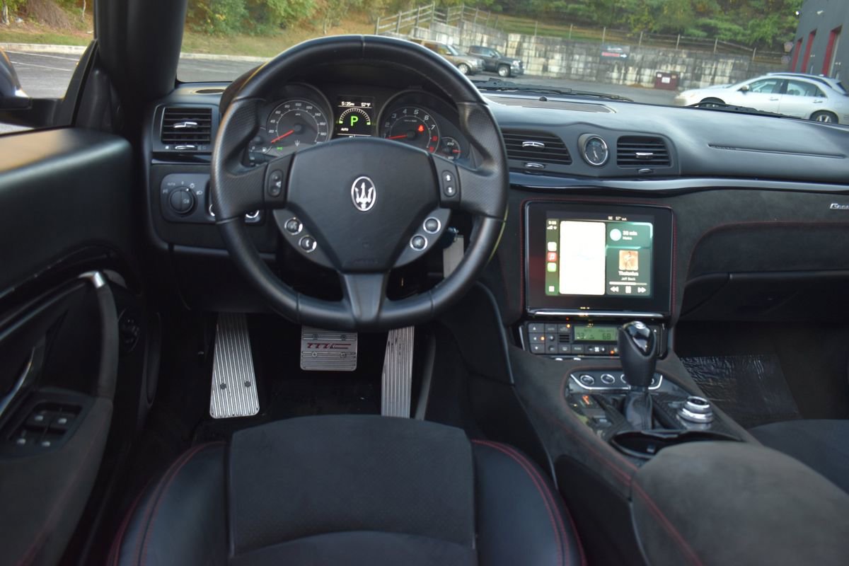 Used 2018 Maserati GranTurismo Sport image 22