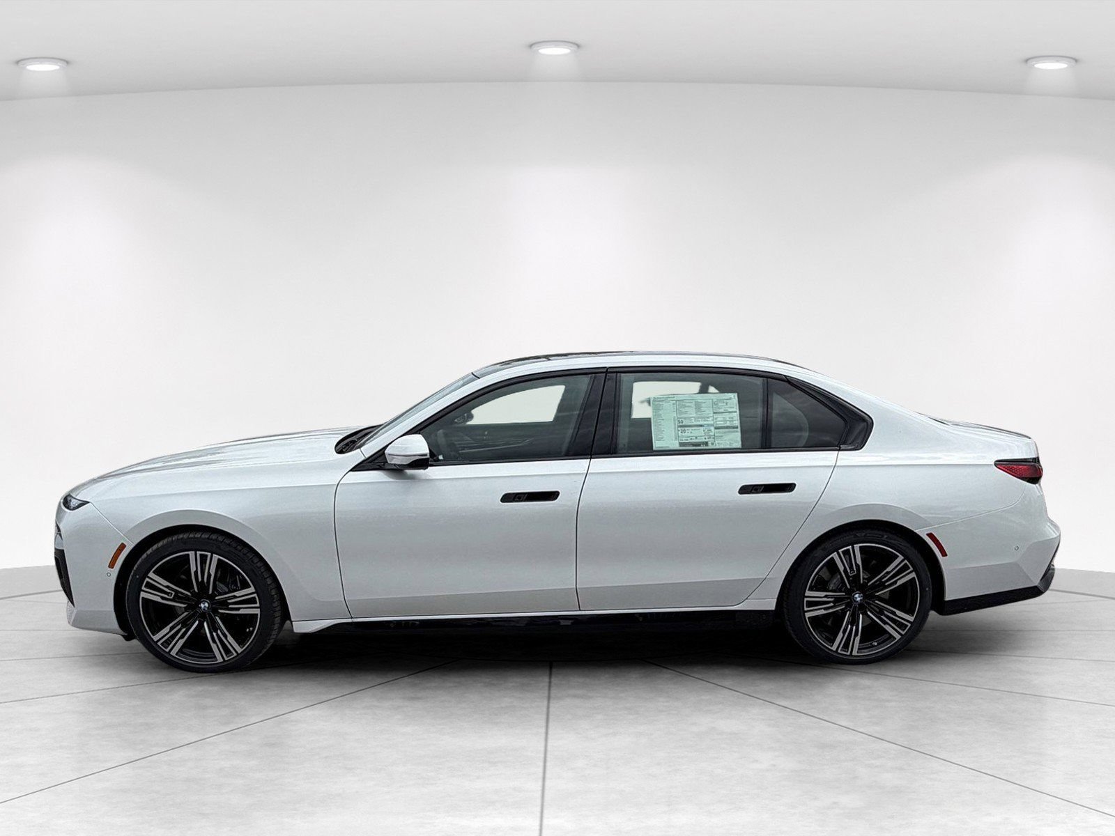 New 2026 BMW 760i xDrive w/ Executive Package AWD/4WD image 7