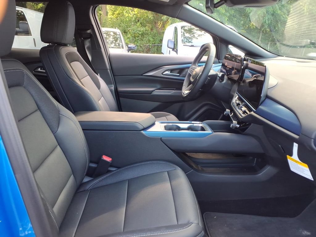 New 2026 Chevrolet Equinox EV LT AWD/4WD image 22