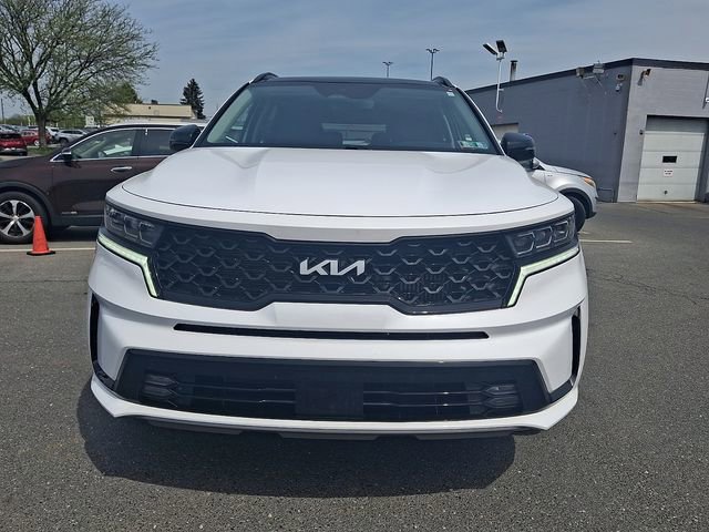 Used 2023 Kia Sorento SX image 2