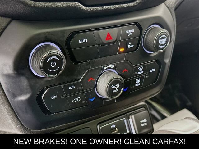 Used 2021 Jeep Renegade Latitude w/ Sun & Sound Group image 15