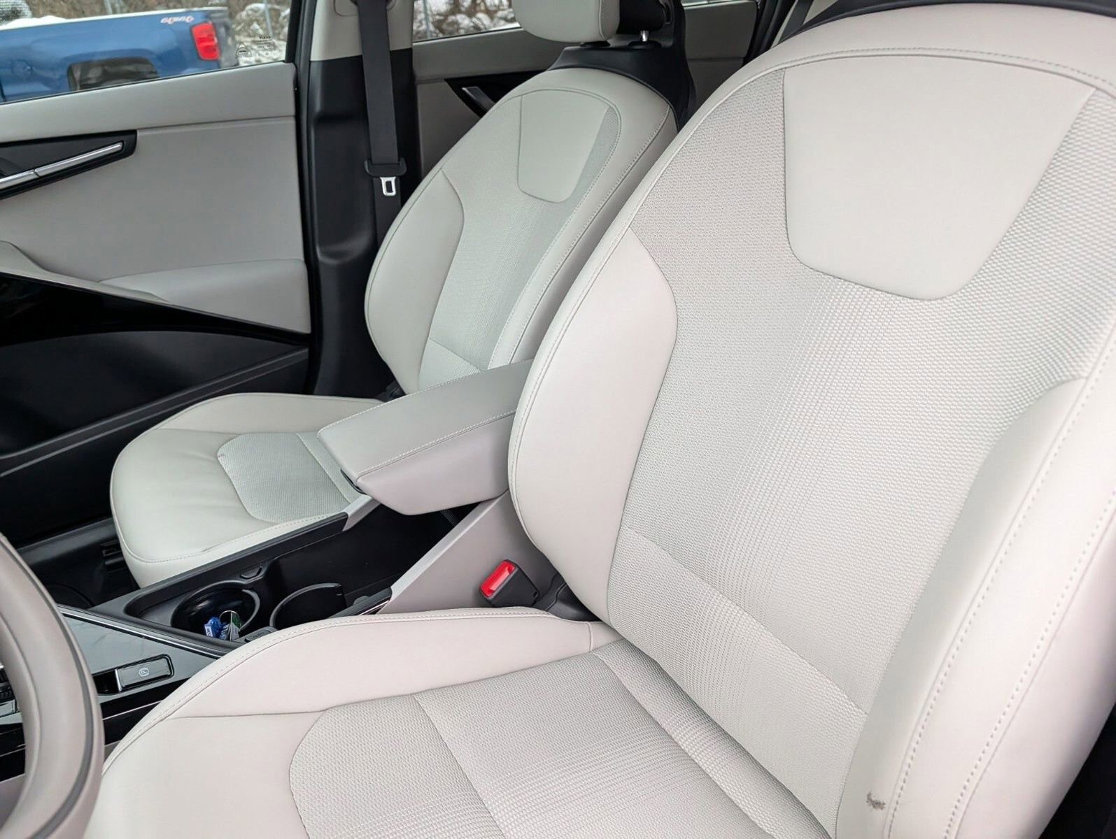 Used 2023 Kia Niro Wind image 19