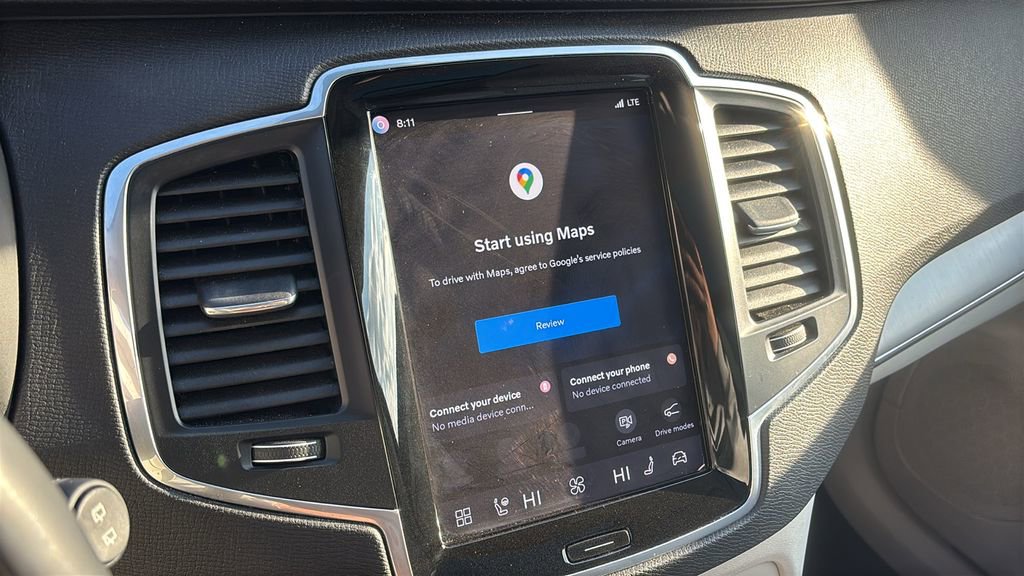 Used 2023 Volvo XC90 B5 Core w/ Climate Package image 18