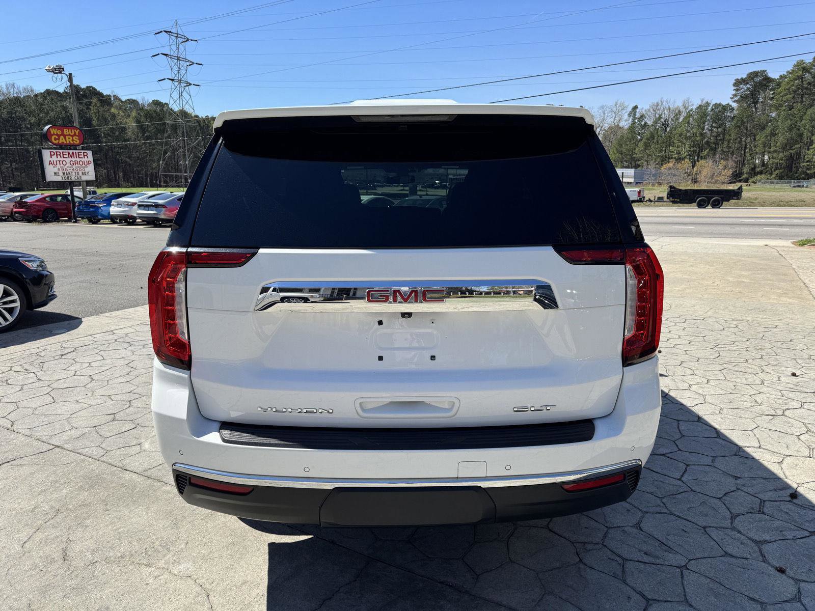 Used 2021 GMC Yukon SLT w/ SLT Luxury Plus Package image 13