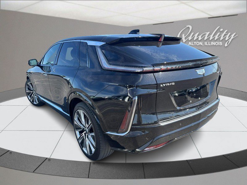 Used 2023 Cadillac Lyriq 2WD image 5