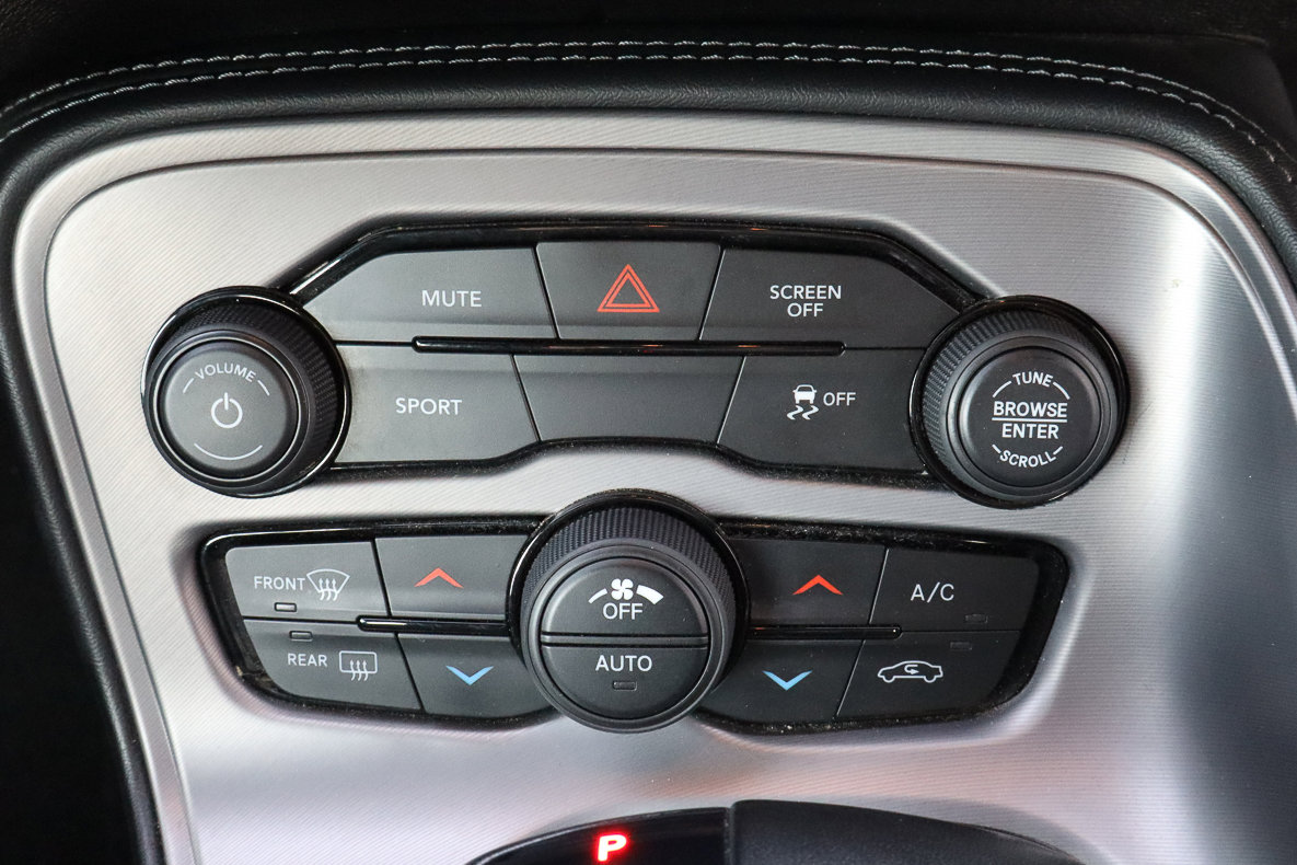 Used 2023 Dodge Challenger SXT image 11