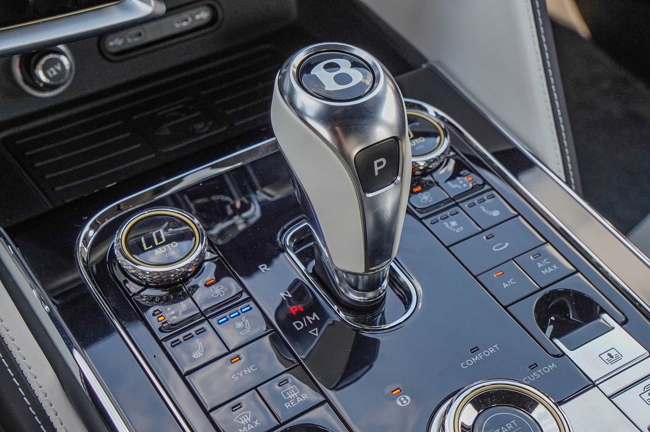 New 2026 Bentley Flying Spur Plug-In Hybrid AWD/4WD image 27