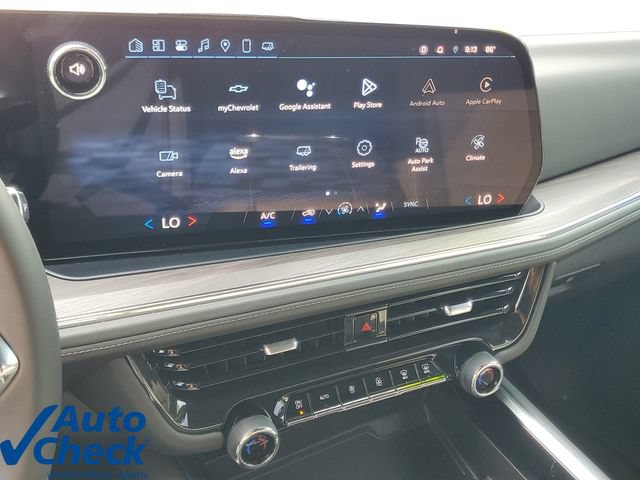 Used 2025 Chevrolet Suburban LS RWD image 24