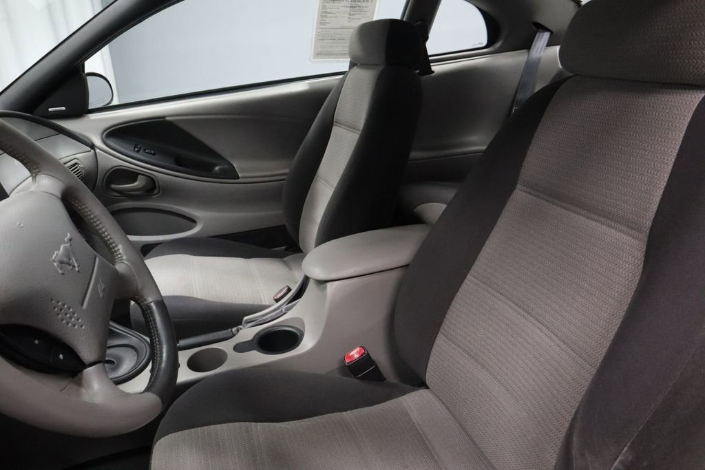 Used 2002 Ford Mustang Coupe image 22