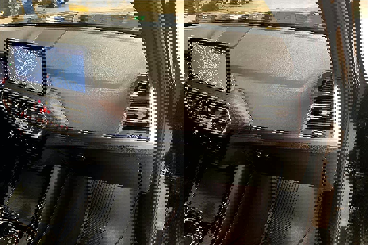 Used 2023 BMW X3 xDrive30i w/ Premium Package image 17