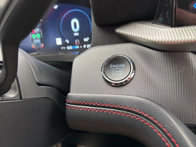 Used 2025 Ford Explorer ST-Line image 32